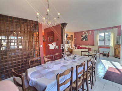 Maison - 123 m² - 7 pièces