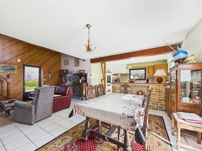 Maison traditionnelle - 120 m² - 5 pièces