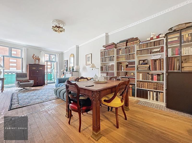 Appartement - 90 m² - 3 pièces