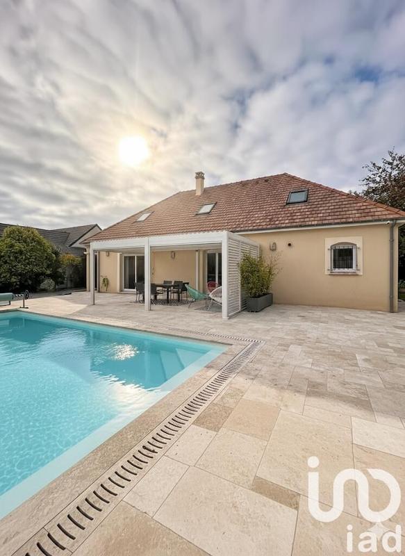 Maison - 160 m² - 6 pièces