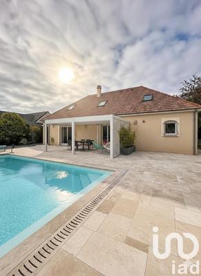 Maison - 160 m² - 6 pièces