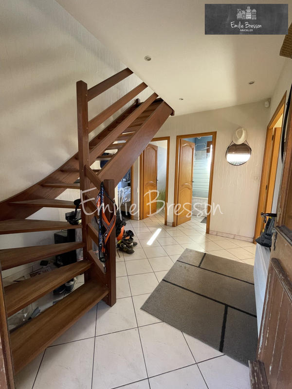 Maison - 110 m² - 4 pièces