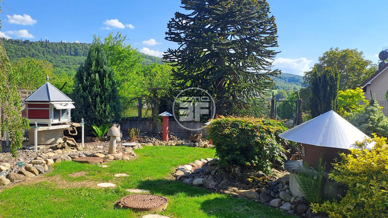 Maison - 195 m² - 7 pièces