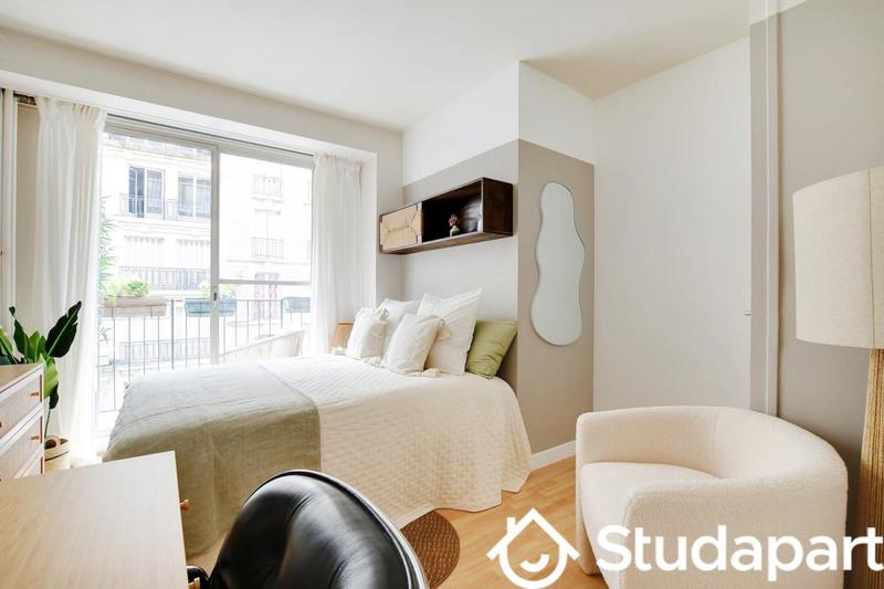 Chambre - 12 m² - 1 pièce