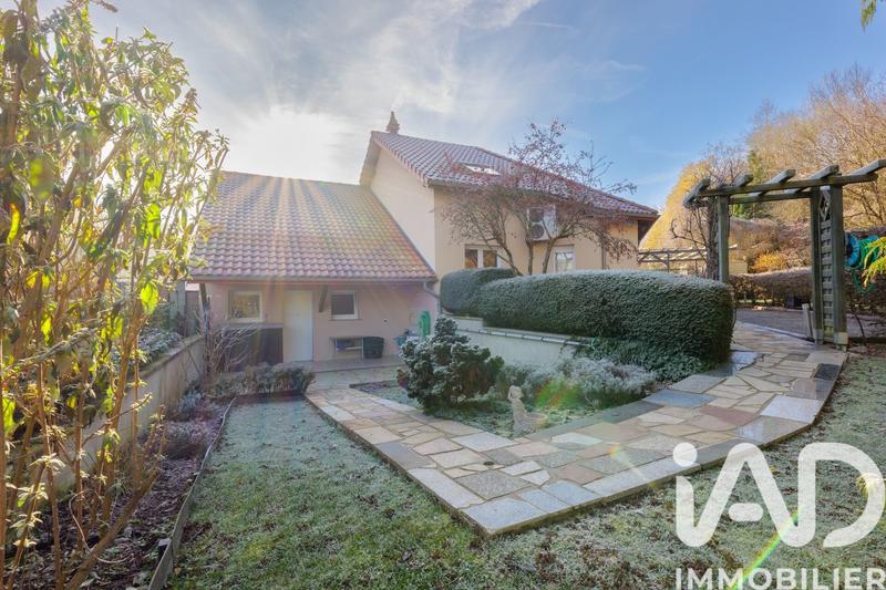 Maison de maîtres - 170 m² - 8 pièces