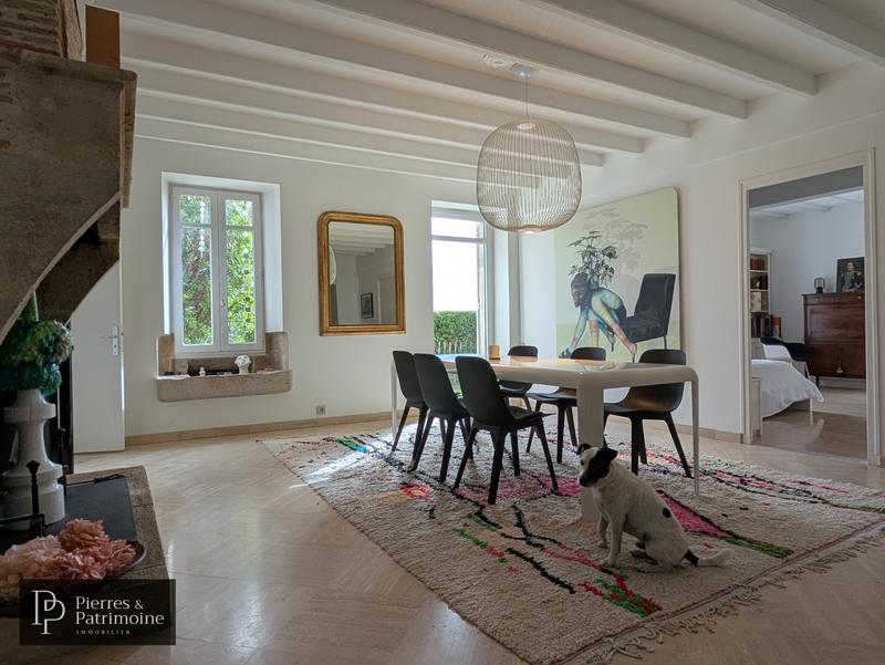 Propriété - 362 m² - 11 pièces