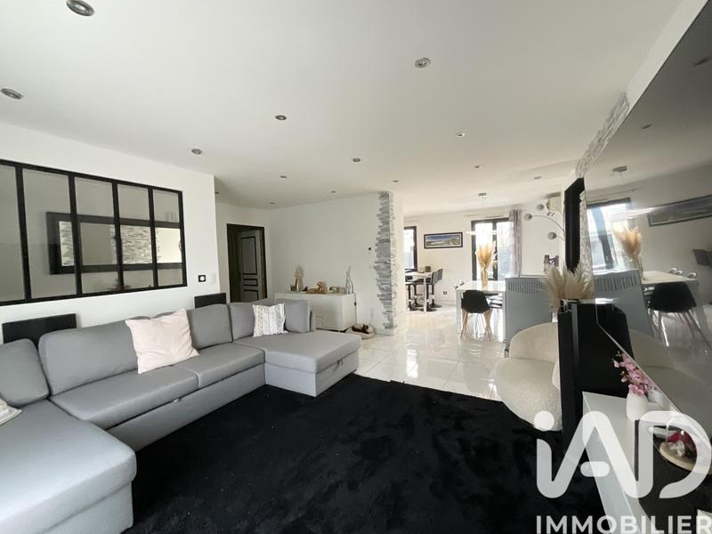 Maison - 88 m² - 5 pièces