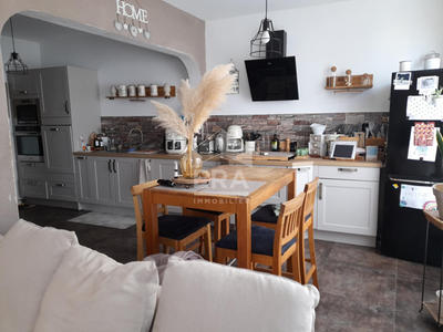 Maison - 110 m² - 5 pièces