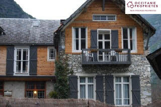 Château - 810 m² - 11 pièces