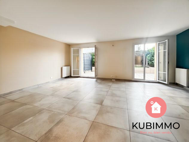 Maison - 95 m² - 5 pièces