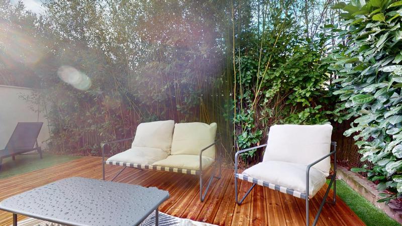 Maison - 162 m² - 10 pièces