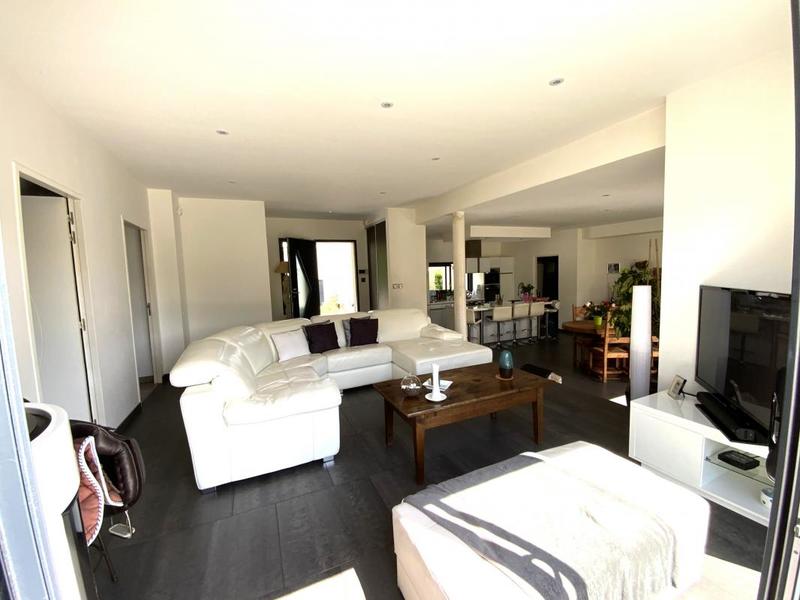 Maison - 150 m² - 7 pièces