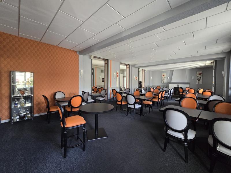 Local commercial - 314 m²