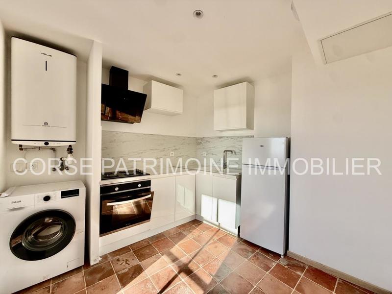 Studio - 30 m² - 1 pièce