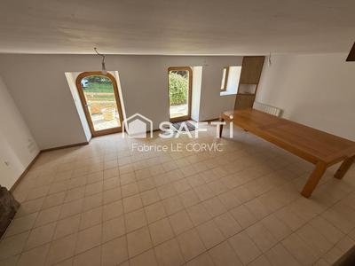 Maison - 134 m² - 7 pièces