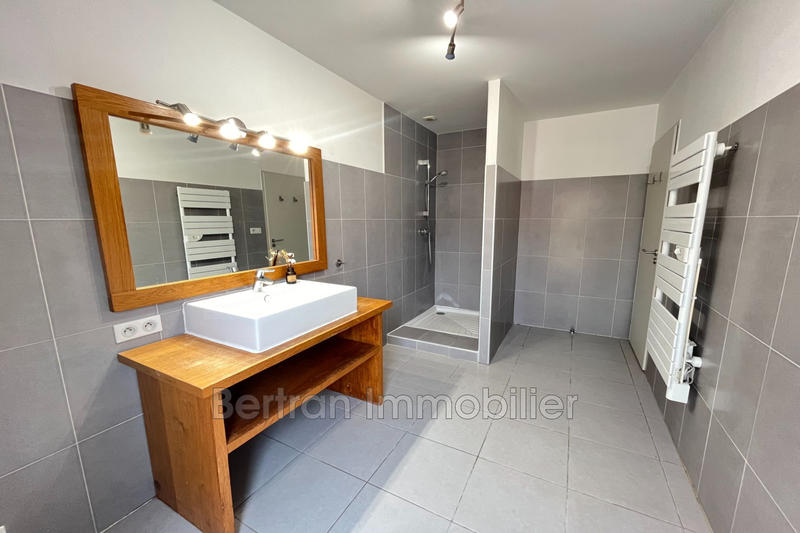 Maison - 94 m² - 3 pièces