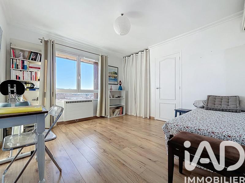 Appartement - 80 m² - 3 pièces