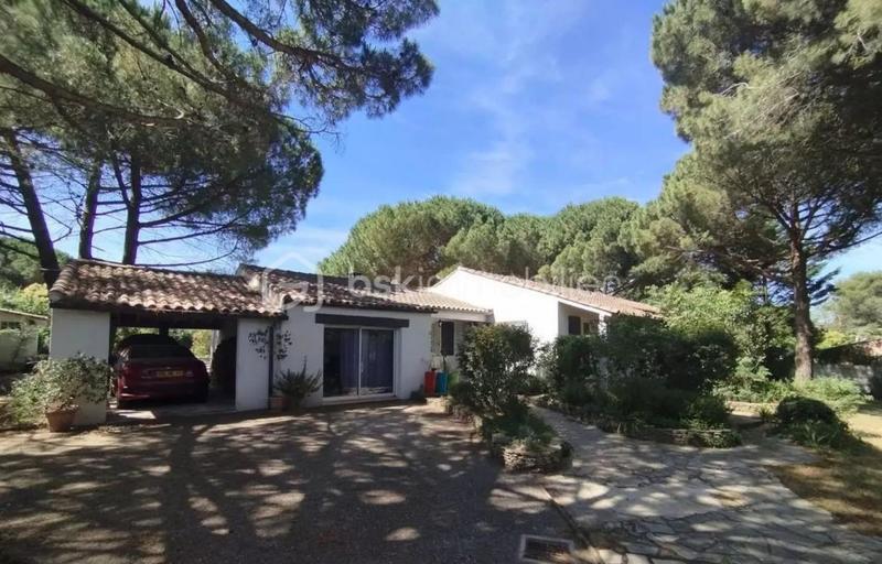 Maison traditionnelle - 130 m² - 6 pièces