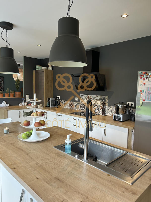 Maison - 160 m² - 7 pièces