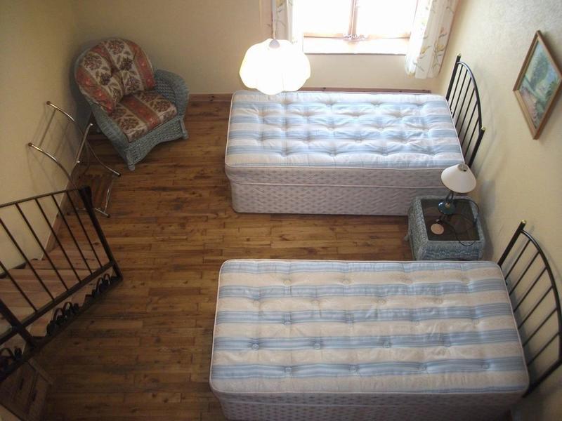 Maison - 230 m² - 13 pièces