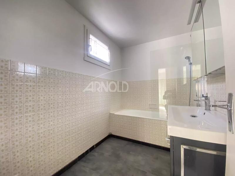 Appartement - 117 m² - 5 pièces