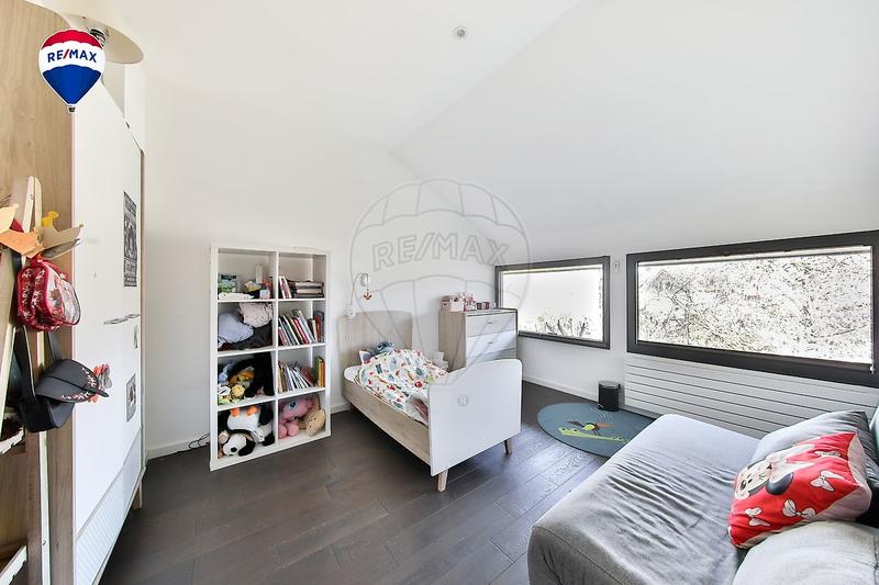 Maison - 179 m² - 6 pièces