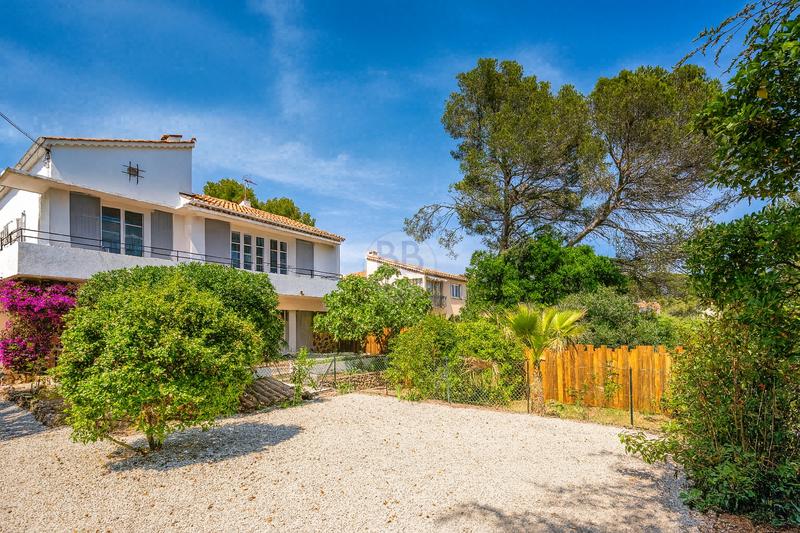 Appartement - 80 m² - 3 pièces