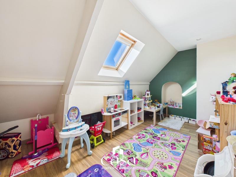 Maison - 140 m² - 7 pièces