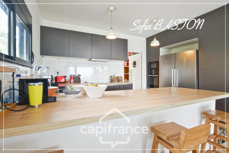 Maison - 192 m² - 8 pièces