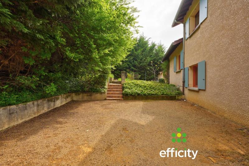 Maison - 166 m² - 7 pièces