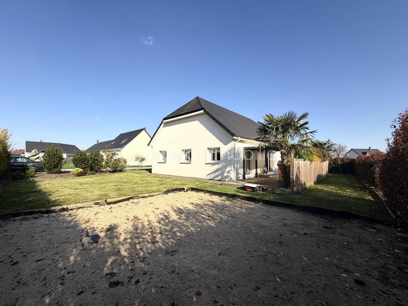 Maison - 97 m² - 6 pièces