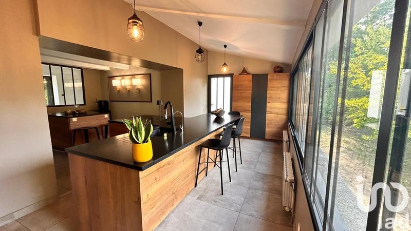 Maison - 258 m² - 6 pièces