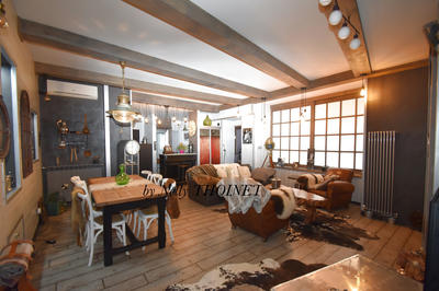 Maison - 167 m² - 6 pièces