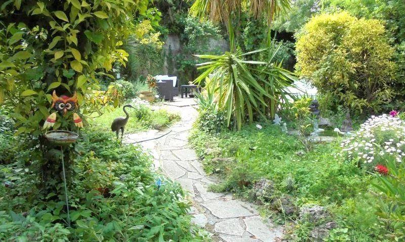 Maison - 300 m² - 12 pièces