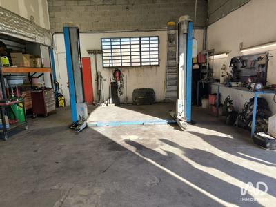 Local commercial - 215 m²