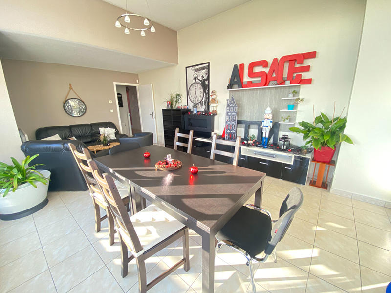 Appartement - 90 m² - 4 pièces