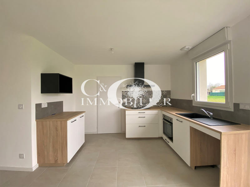 Maison - 82 m² - 4 pièces