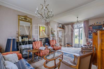 Maison - 184 m² - 7 pièces