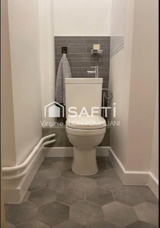 Appartement - 111 m² - 5 pièces