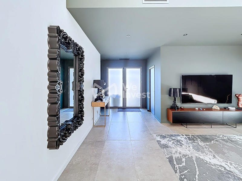 Villa - 220 m² - 5 pièces