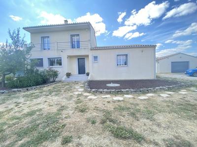 Villa - 140 m² - 5 pièces
