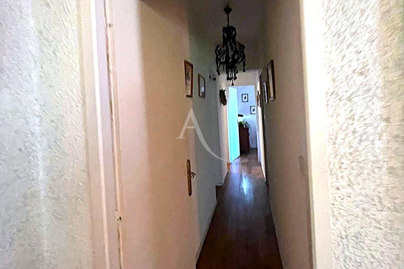 Maison - 156 m² - 7 pièces