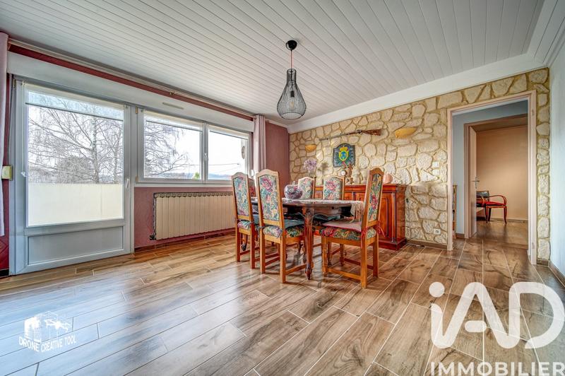 Appartement - 60 m² - 3 pièces