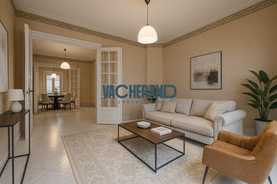 Appartement - 136 m² - 7 pièces