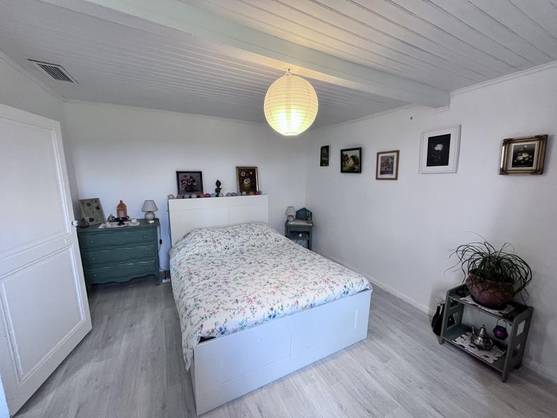 Maison traditionnelle - 151 m² - 6 pièces