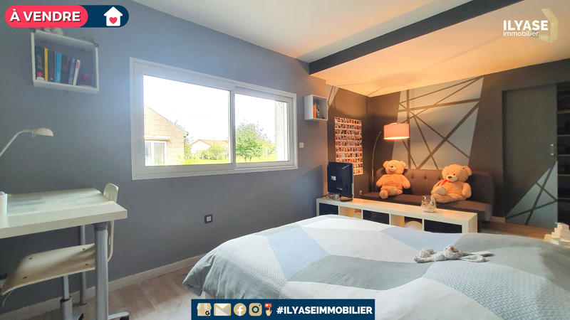 Villa - 194 m² - 8 pièces