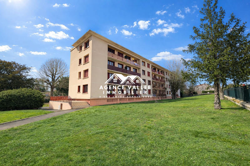 Appartement - 70 m² - 4 pièces