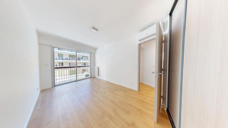 Appartement - 84 m² - 3 pièces