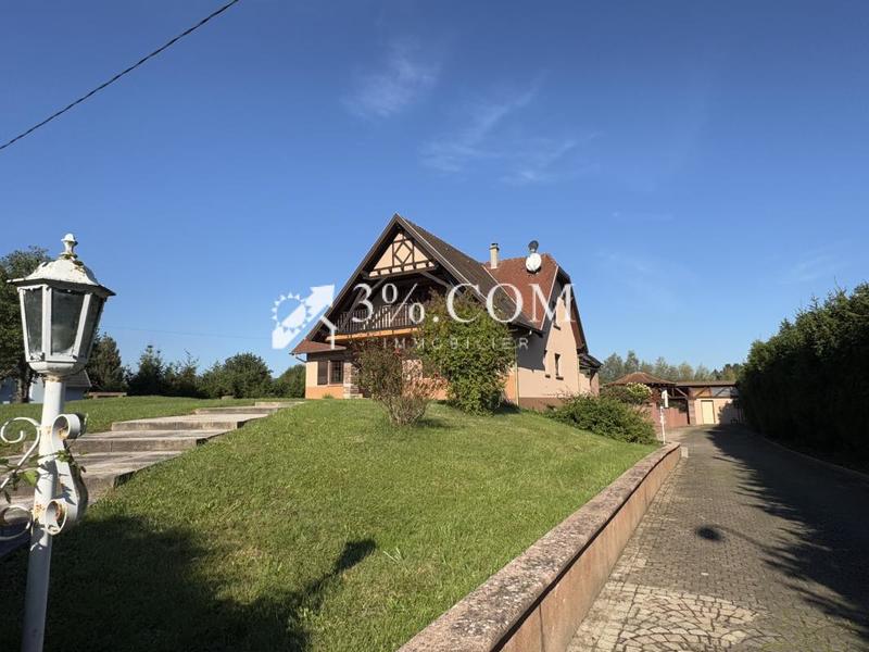 Propriété - 175 m² - 6 pièces