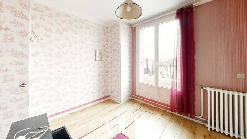 Appartement - 100 m² - 4 pièces